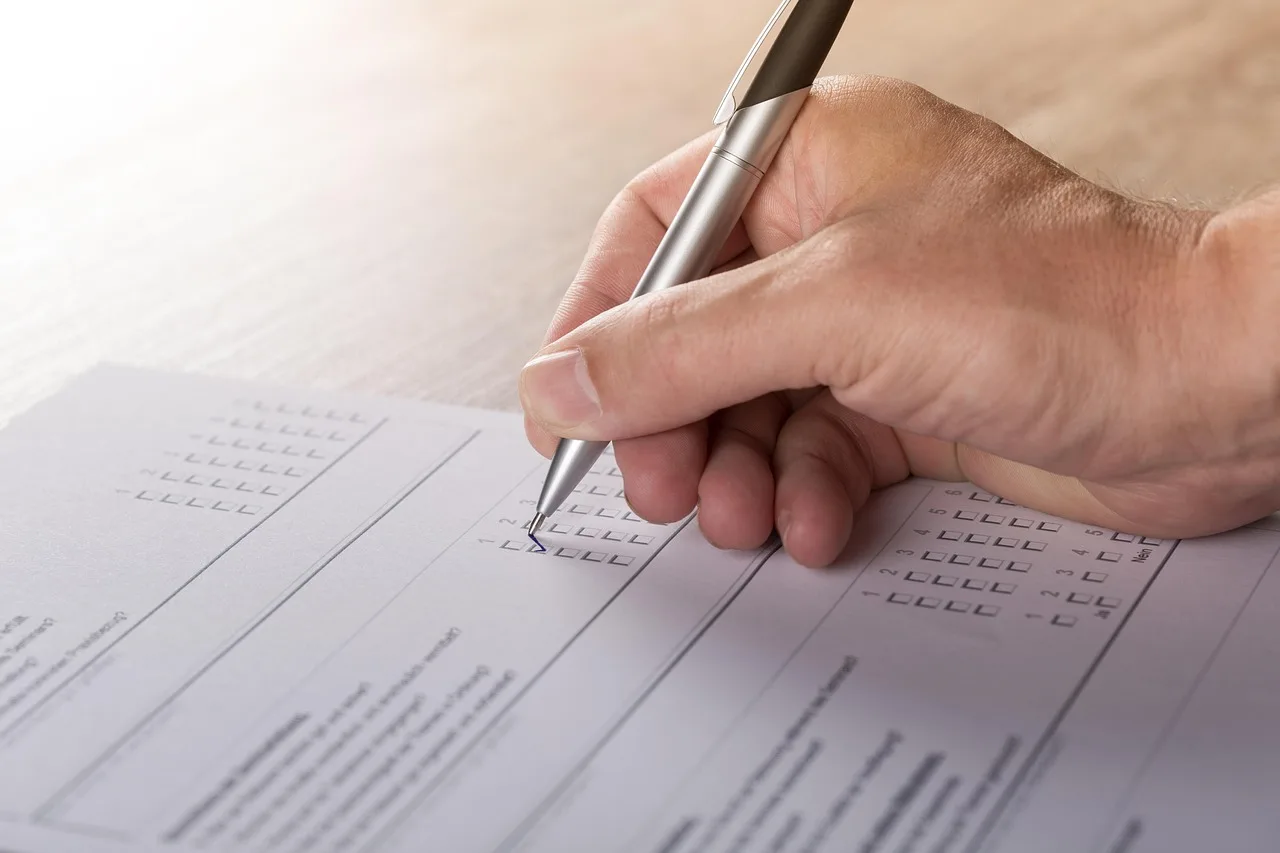 opinion poll, opinion polling, survey, voting, to complete, vote, hand, write, ballpoint pen, paper, reports, ink pen, pen, survey, survey, survey, survey, survey. How to audit a poll or survey story before you cite it