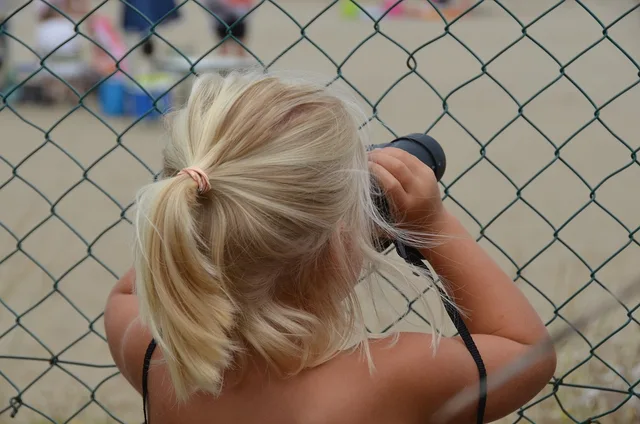 binoculars, image, eye, focal point, search far, girl, blonde, binoculars, binoculars, binoculars, binoculars, binoculars. Image and video verification: a practical guide