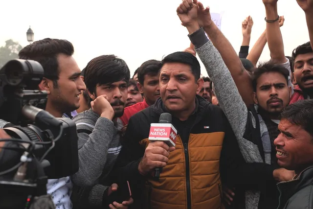 journalist, tv, reportage, media, news, camera, reporter, television, press, operator, equipment, video, woman, stream, microphone, human, crowd, india, strike, pakistan, people, developments, protesters. Synthetic media verification checklist for suspicious footage