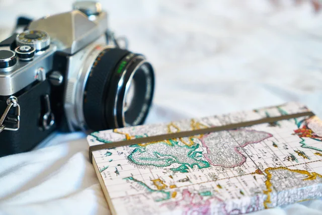 old, notebook, map, book, holiday, hobby, photograph, photography, camera, gezi, trip, traveler, journalist, notebook, journalist, journalist, journalist, journalist, journalist. Synthetic media verification for reporters: evidence lanes and bounded findings
