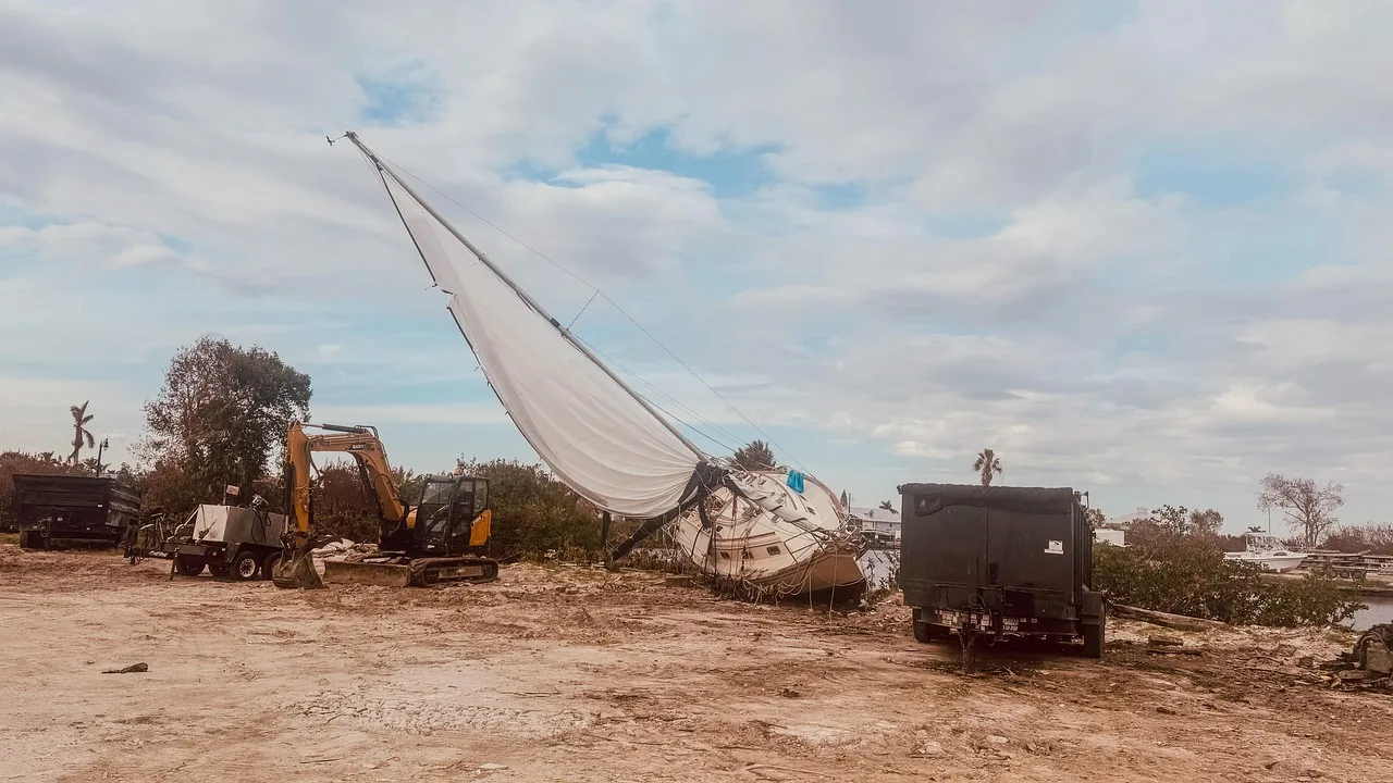 hurricane, boat, florida, nature, usa, beach, clouds. How to verify a disaster claim with NOAA and FEMA data in Houston and Miami